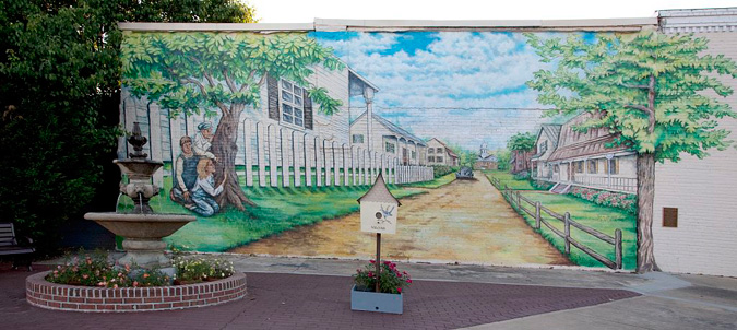 An mural of a scene from the novel, To Kill a Mockingbird, by Harper Lee
