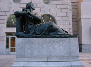 Image of the worship memorial statue outside the Ronald Reagan building in Washington D.C. 