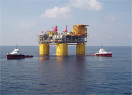 Image of an oil and natural gas platform in the Gulf of Mexico