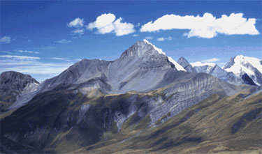 Image of the snow-capped Andes Mountains.