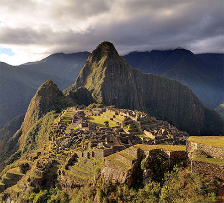 Image of Machu Picchu in the Andes Mountains