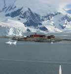 Image of the Argentine Antarctic research station.