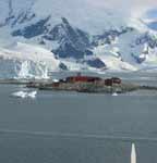 Image of the Argentine Antarctic research station.