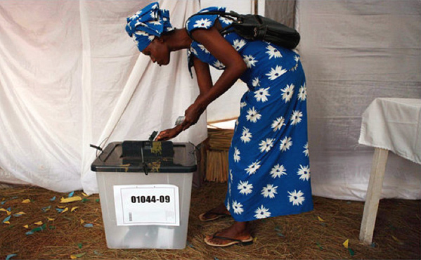 Image of a female voter in Rwanda.