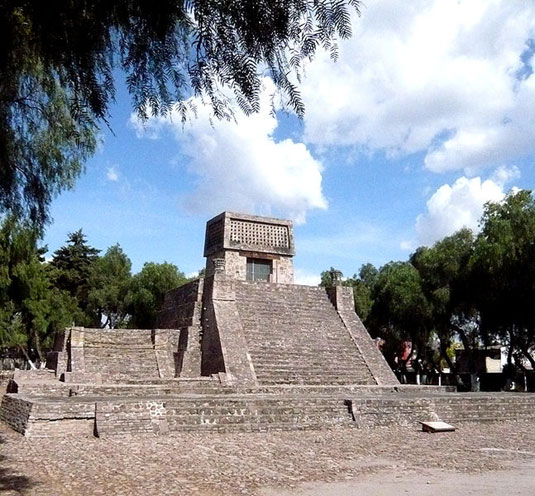 Image of the Aztec pyramid, St. Cecilia Acatitlan